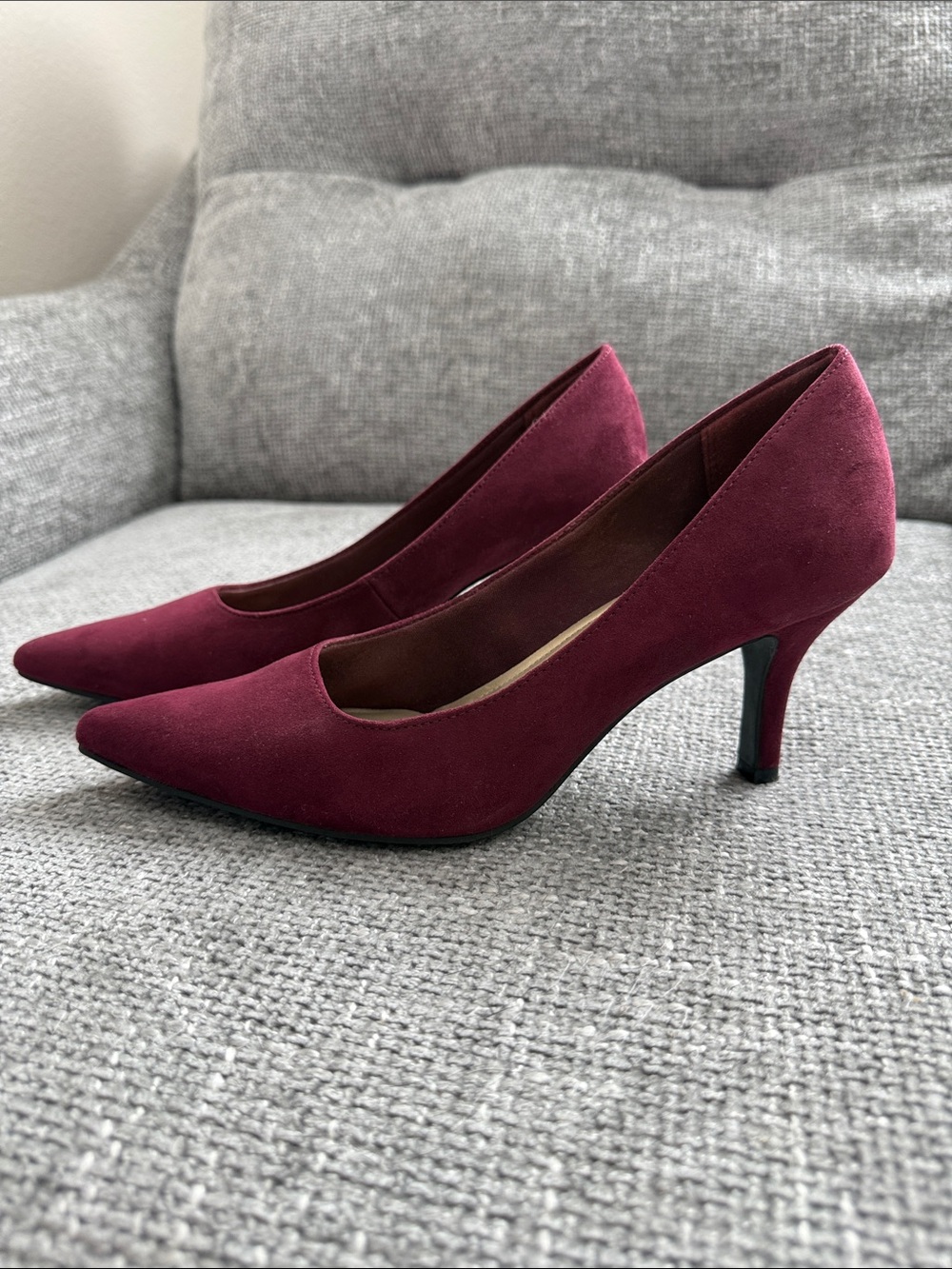 comfort plus by Predictions Burgundy Pointed-Toe Mid Heel Pumps